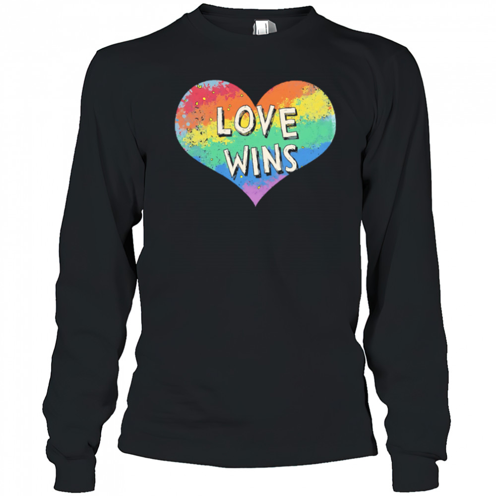 Love wins heart pride shirt Long Sleeved