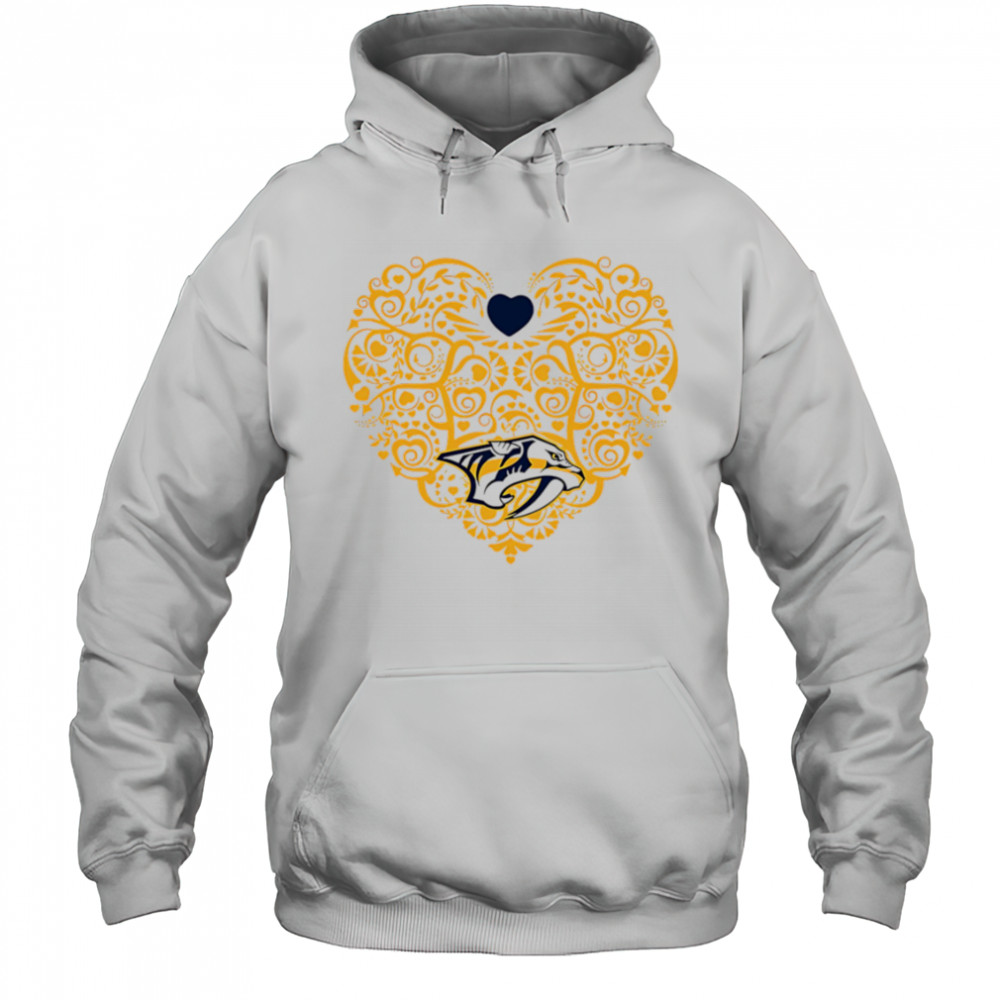 Nashville Predators Floral Pattern Heart logo shirt Hoodie