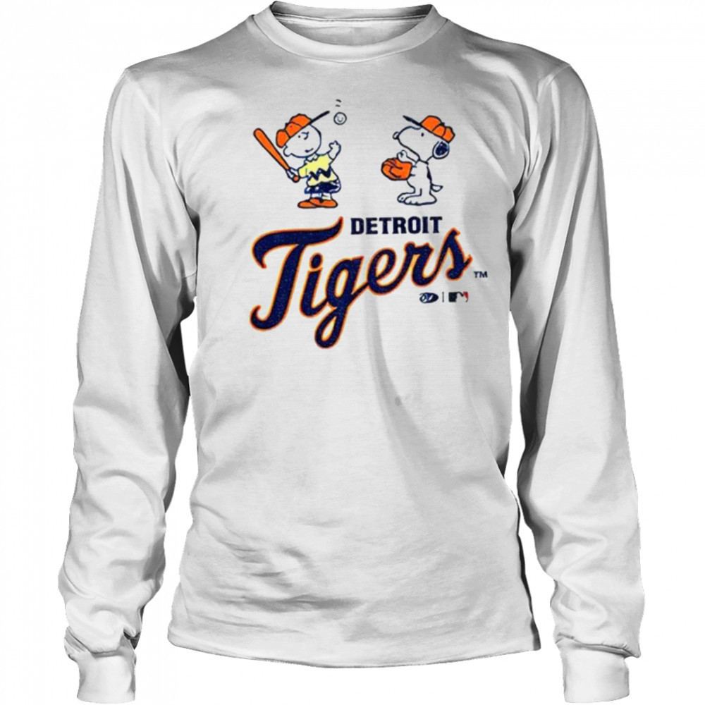 Detroit Tigers baseball Peanuts Snoopy shirt Long Sleeved