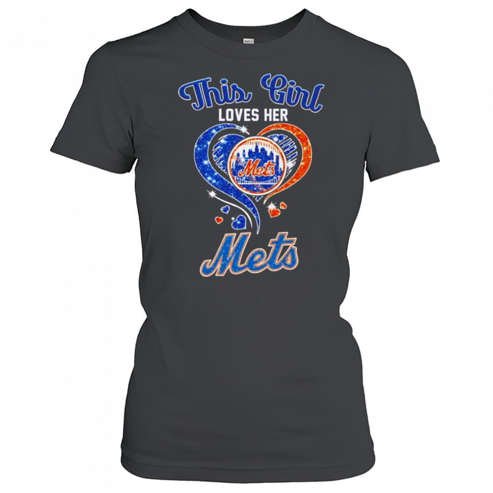 This Girl Loves Her New York Mets T-Shirt Women's T-shirt