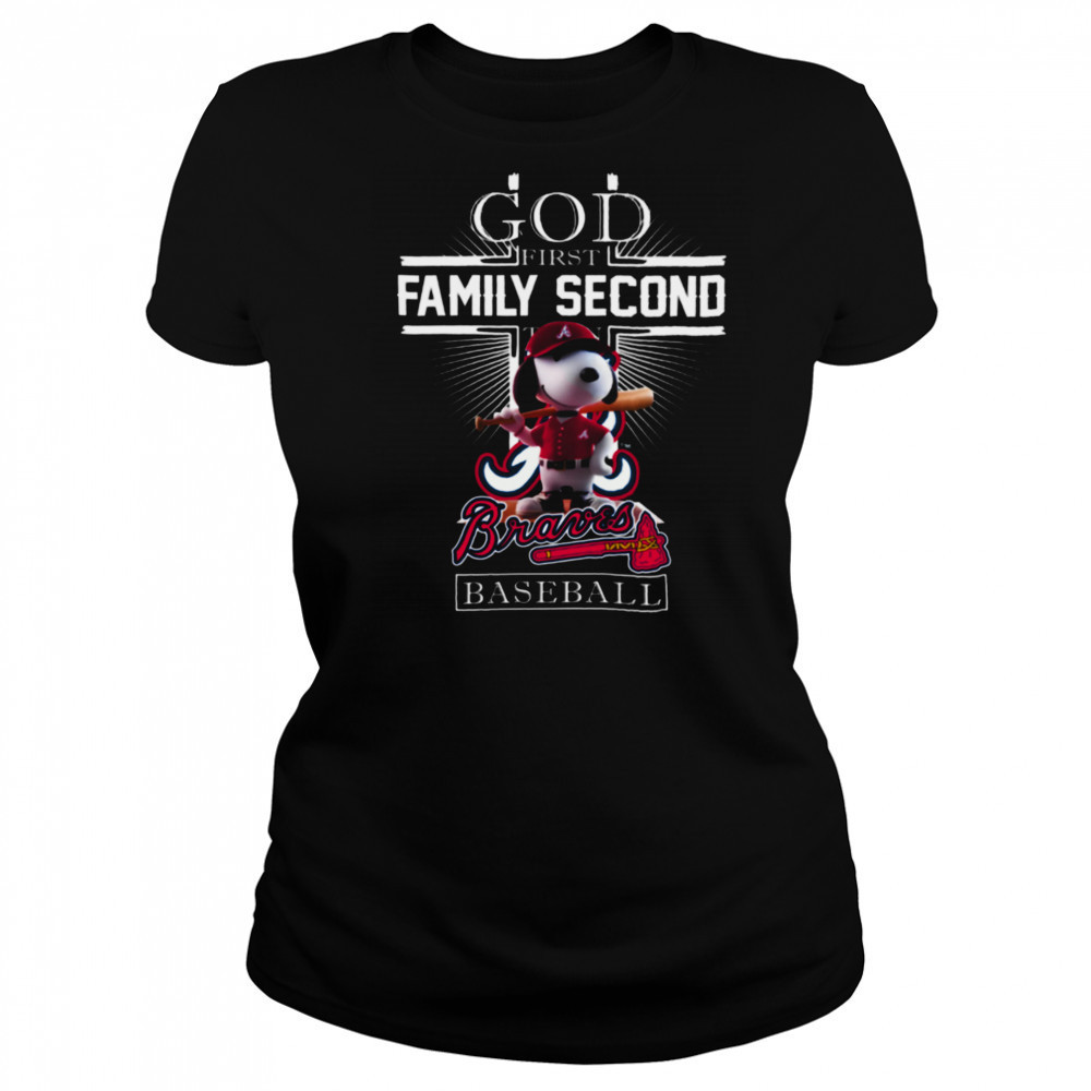 Snoopy God First Family Second Then Atlanta Braves Baseball T Shirt Women's T-shirt