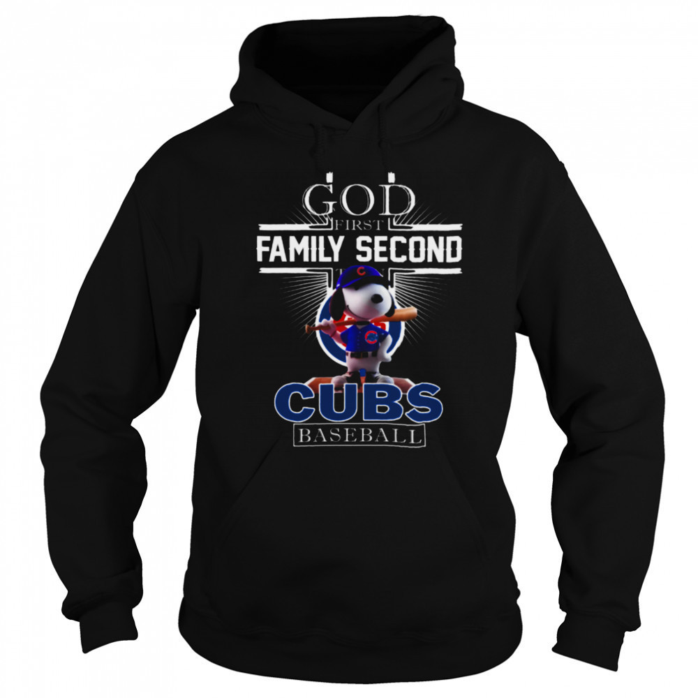 Snoopy God First Family Second Then Chicago Cubs Baseball T Shirt Sweatshirt