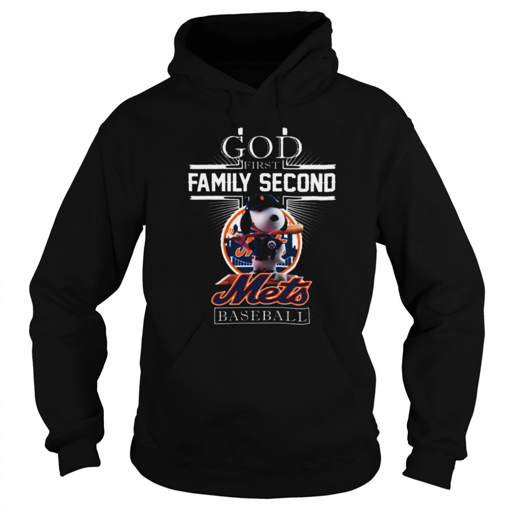 Snoopy God First Family Second Then New York Mets Baseball T Shirt Sweatshirt
