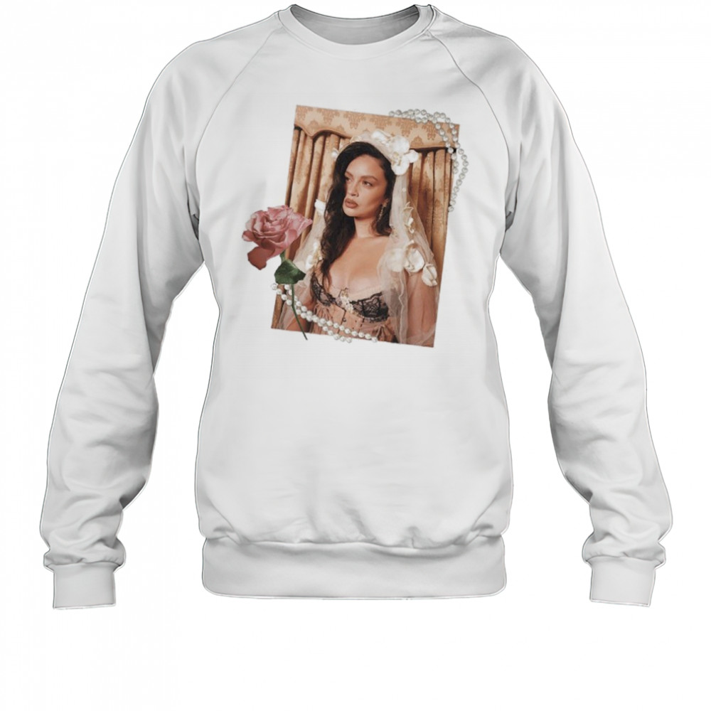 Sabrina Claudio Portrait T-shirt Sweatshirt