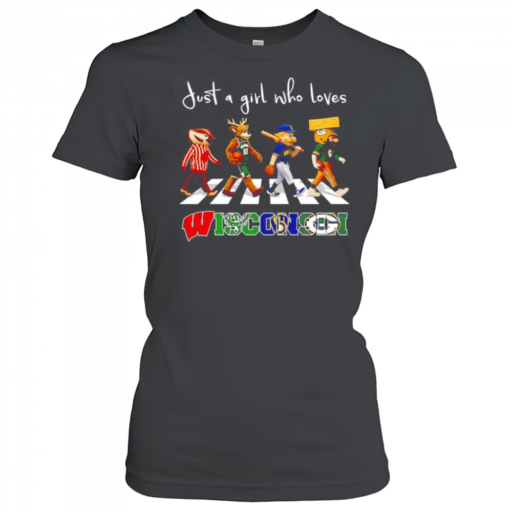 Just a girl who loves Wisconsin sports mascot shirt Women's T-shirt