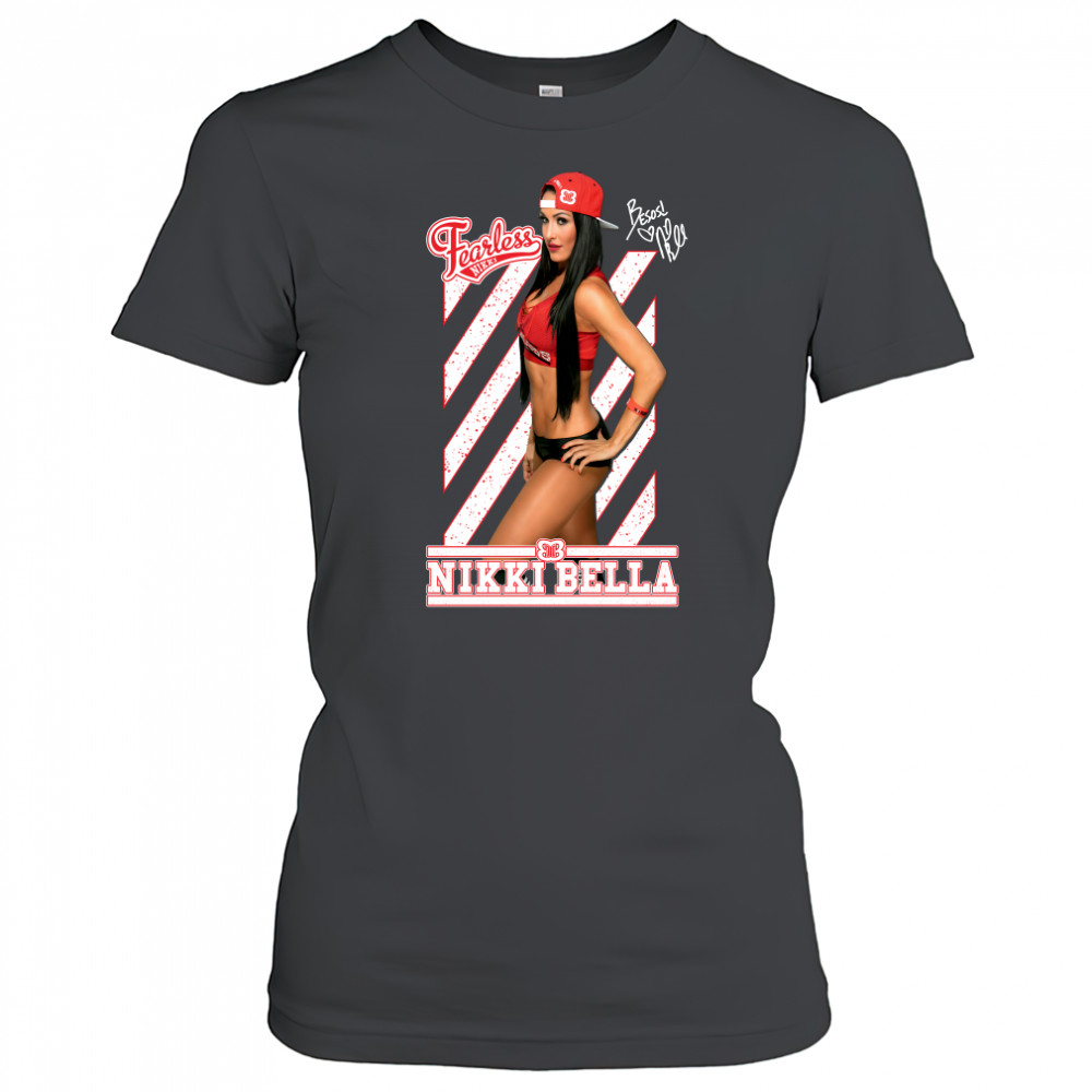 WWE Nikki Bella +Logo Fearless Pose 01_H T-Shirt B09KWLKZ8Z Women's T-shirt