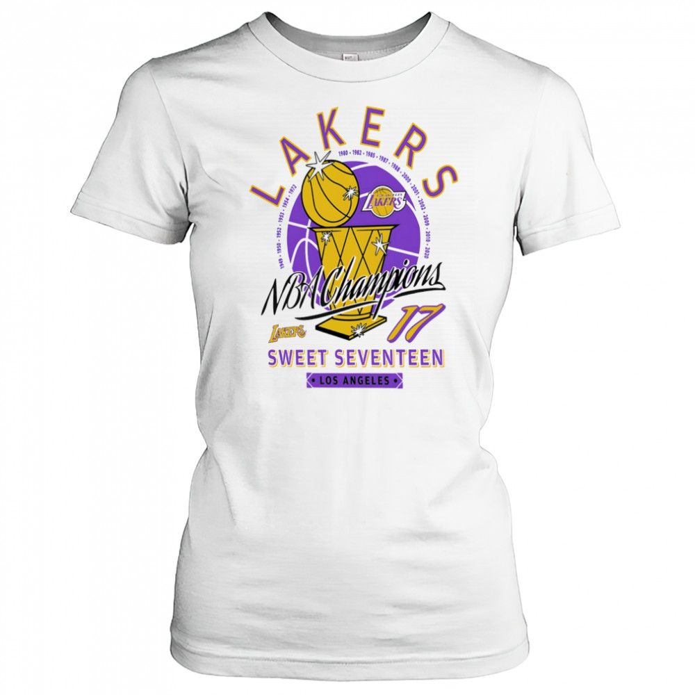 Los Angeles Lakers NBA Champions Sweet Seventeen golden trophy shirt Women's T-shirt