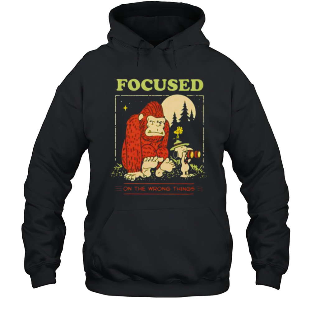 Snoopy and Woodstock and Bigfoot focused on the wrong things shirt Hoodie