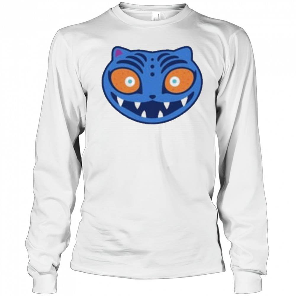 Zoey Wearing Derpy Tiger’s Face T-Shirt Long Sleeved