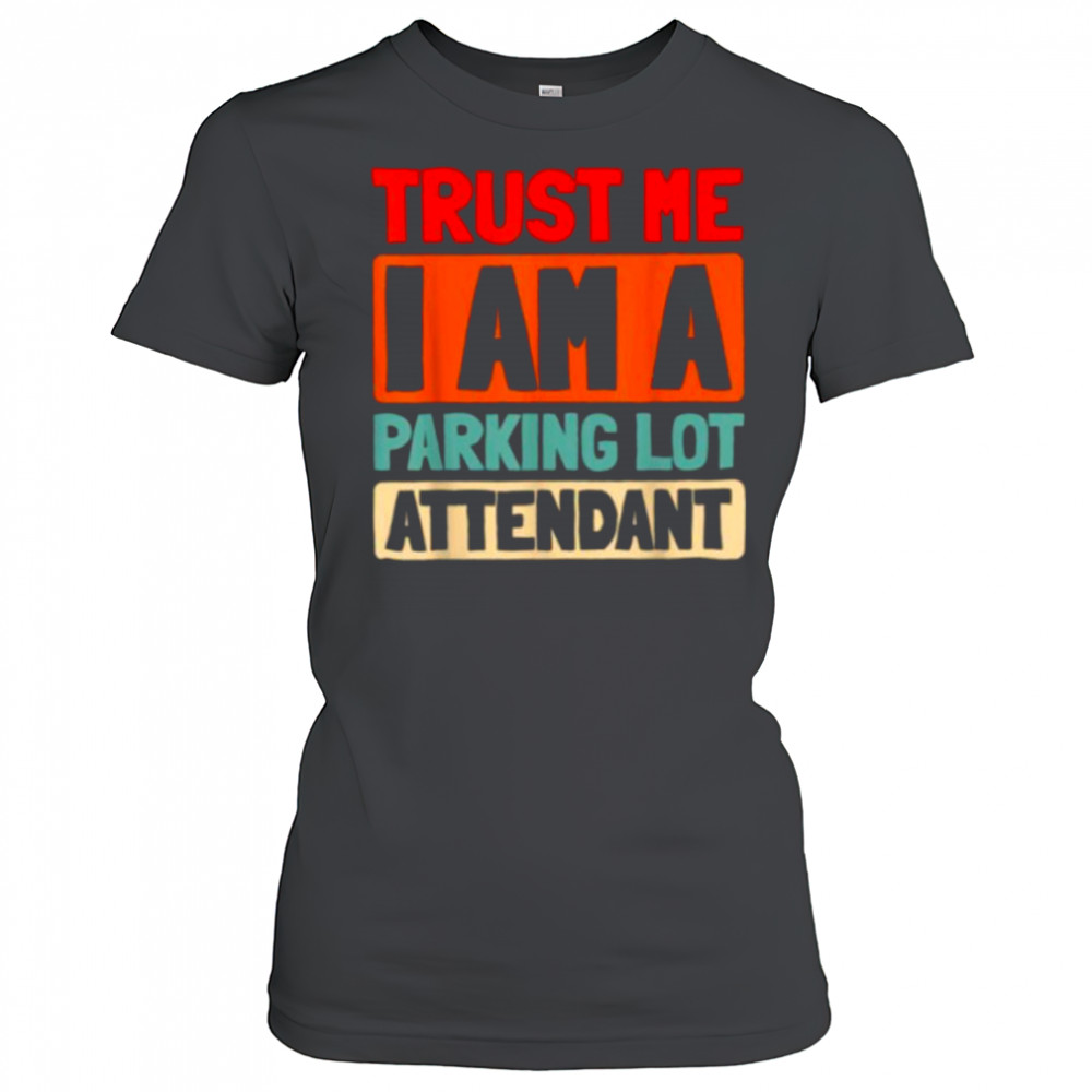 Retro Valet Service Vehicle Vintage Parking Lot Attendant T Shirt Women's T-shirt