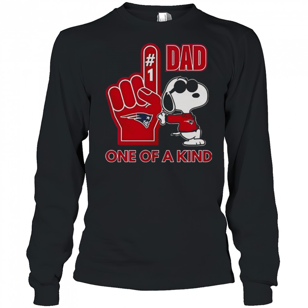 Snoopy New England Patriot #1 DAD One Of A Kind T-Shirt Long Sleeved