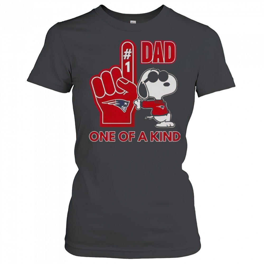 Snoopy New England Patriot #1 DAD One Of A Kind T-Shirt Women's T-shirt