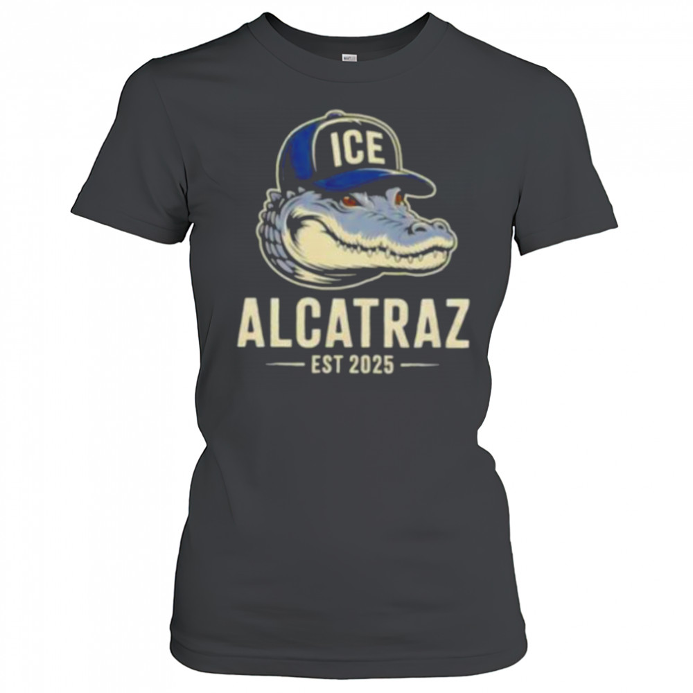 Alligator Alcatraz Ice Trump est 2025 shirt Women's T-shirt