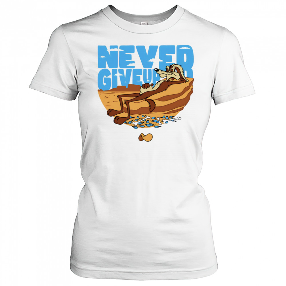 Ralph Wolf never give up shirt Women's T-shirt