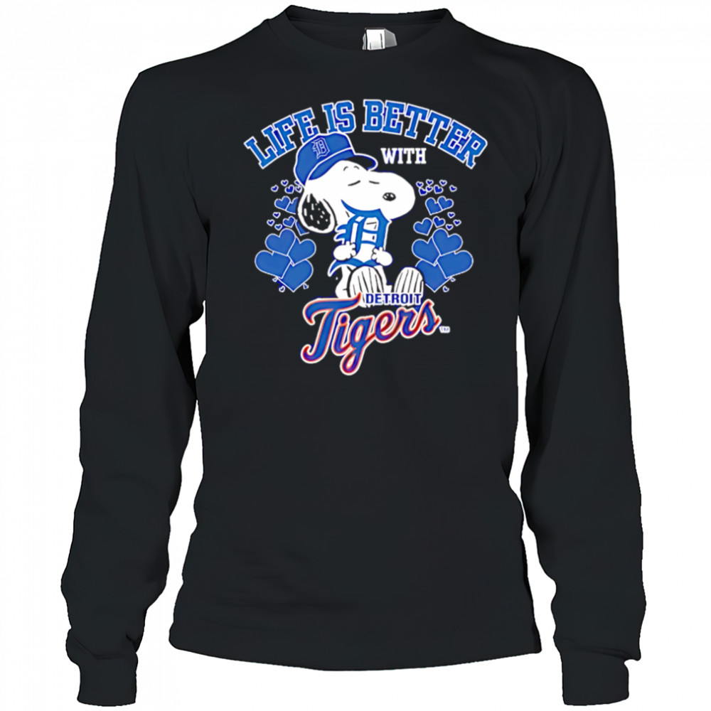 Snoopy Life is better with Tigers shirt Long Sleeved