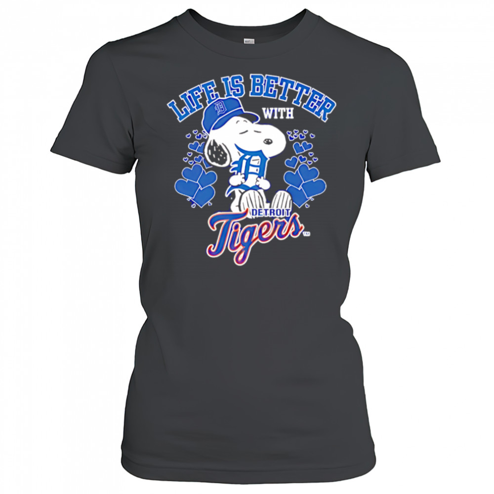 Snoopy Life is better with Tigers shirt Women's T-shirt