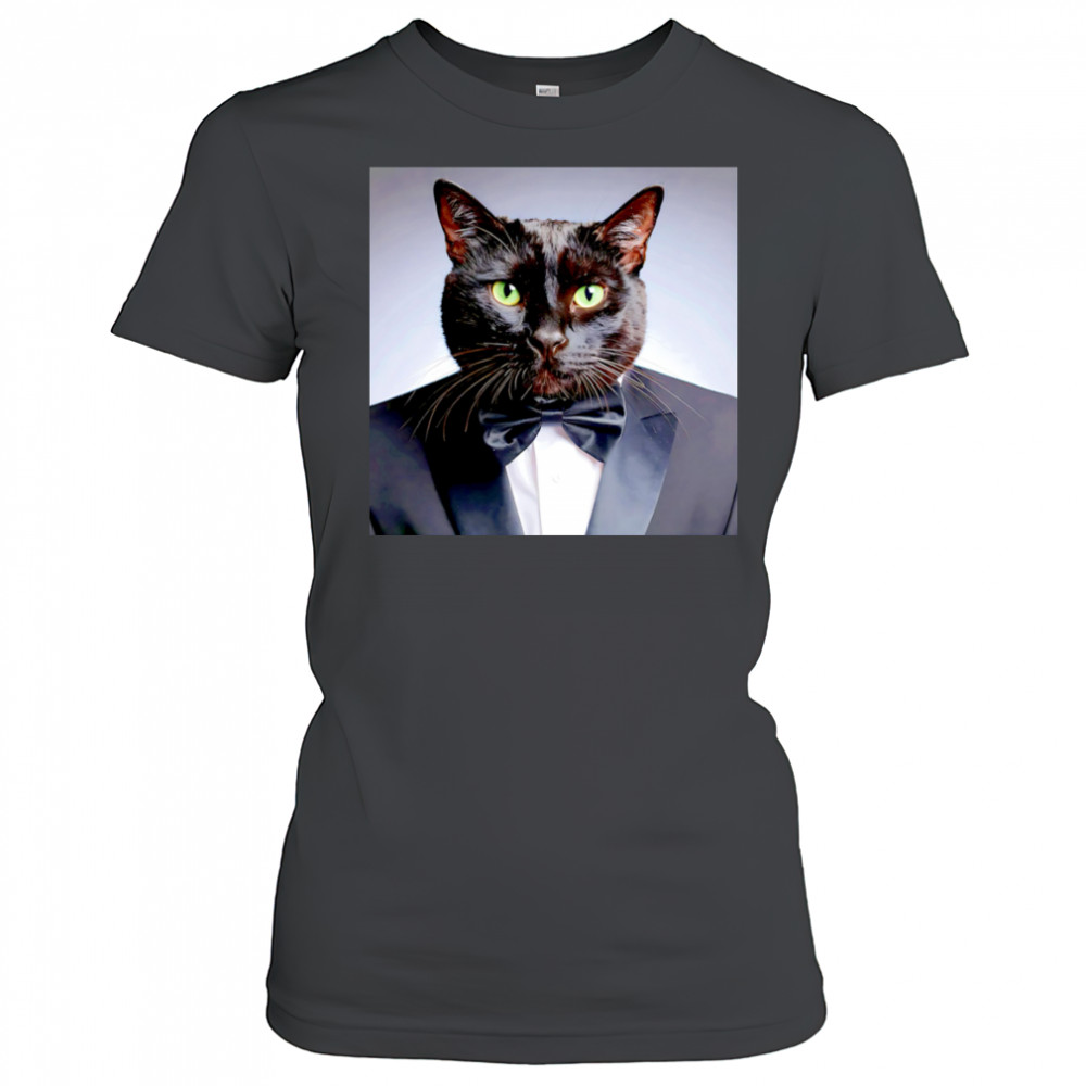 Elegant black cat shirt Women's T-shirt
