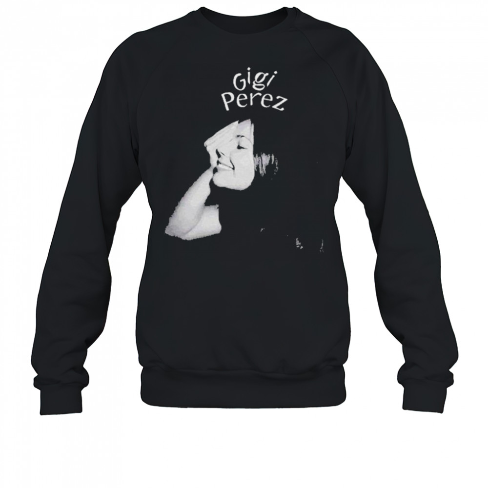 Gigi Perez Portrait T-Shirt Sweatshirt