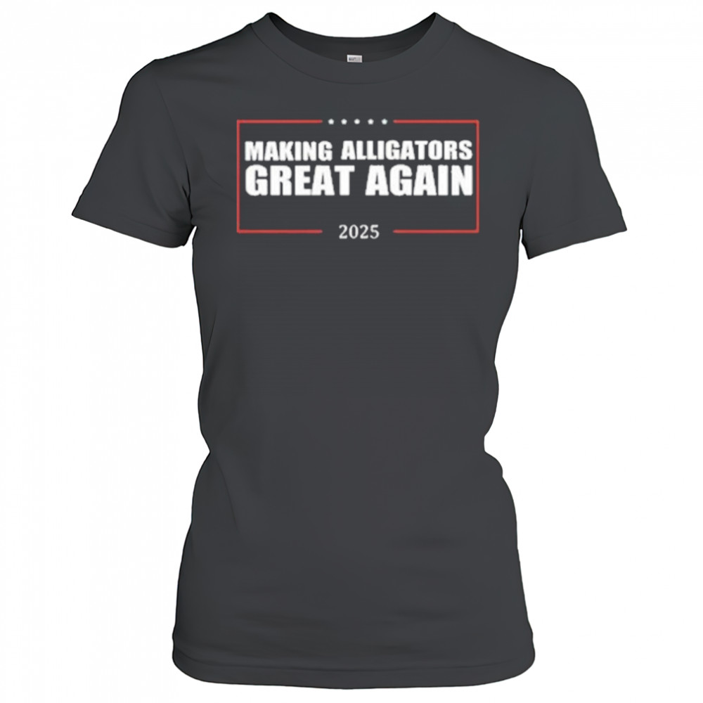 Trump Making Alligators Great Again T-Shirt Women's T-shirt