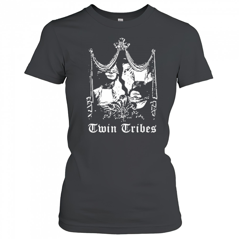 Twin Tribes 2025 Statue T-Shirt Women's T-shirt