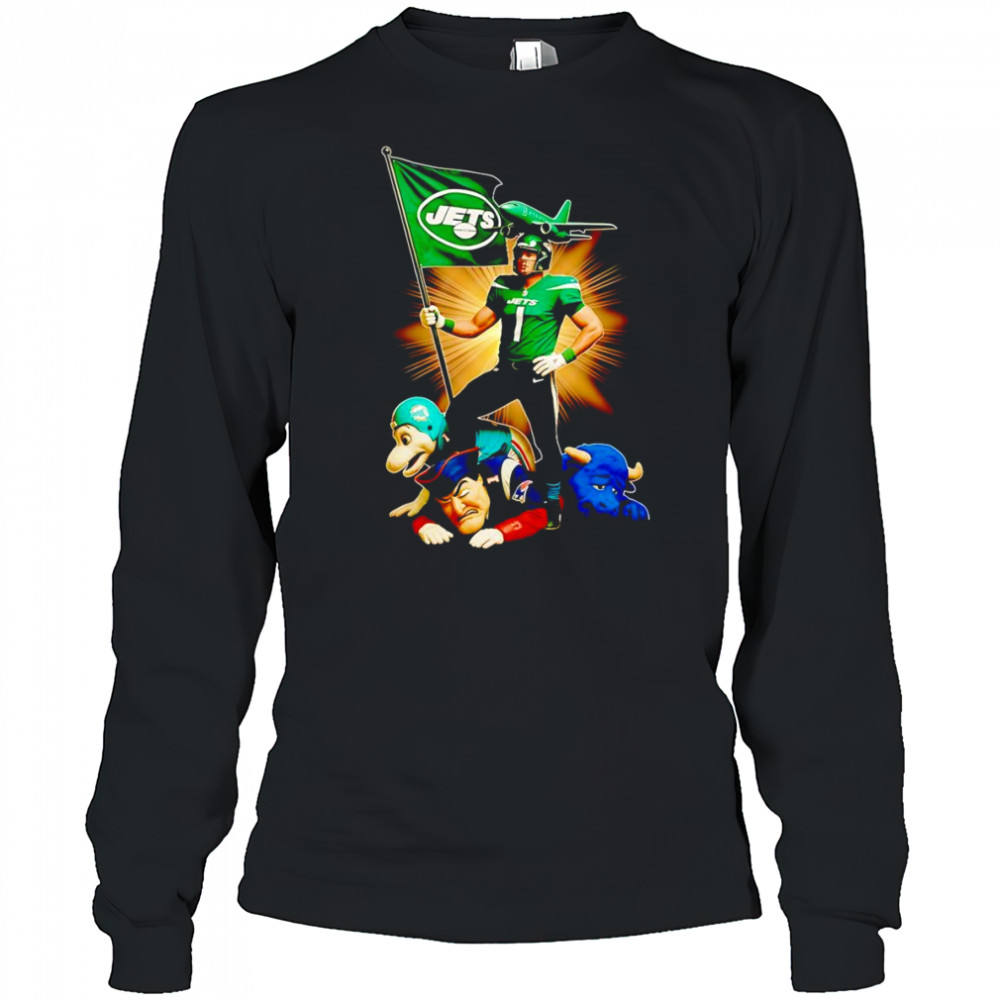 New York Jets mascot standing with flag shirt Long Sleeved