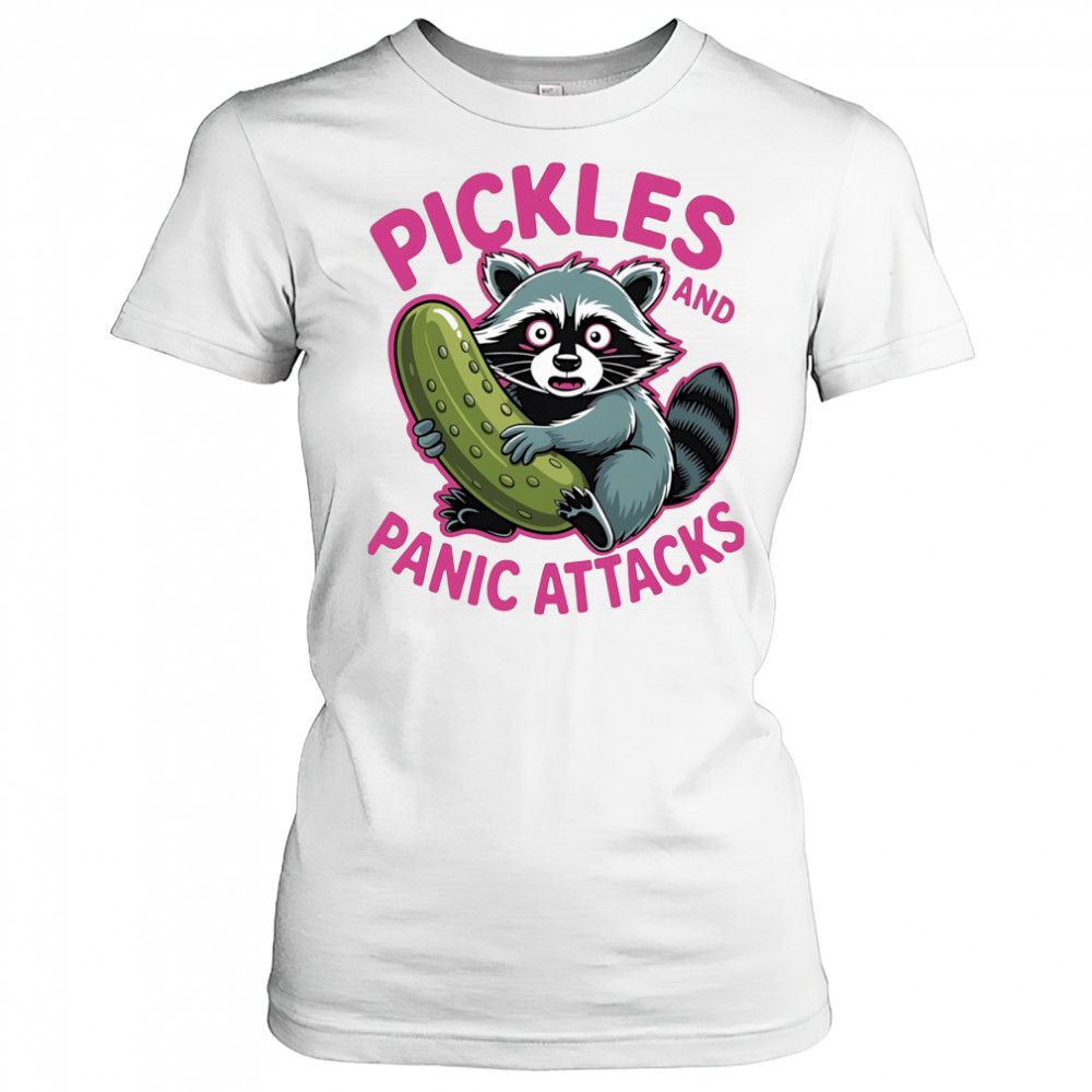 Raccoon with Pickles and panic attacks shirt Women's T-shirt