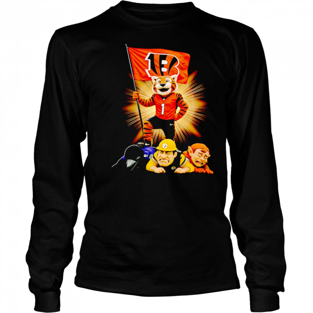 Cincinnati Bengals mascot standing with flag shirt Long Sleeved