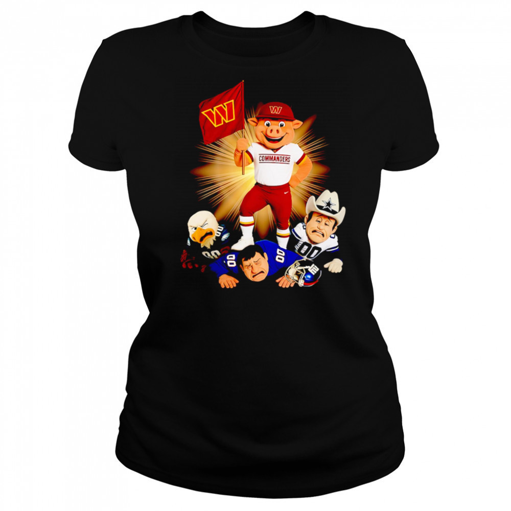 Washington Commanders mascot standing with flag shirt Women's T-shirt