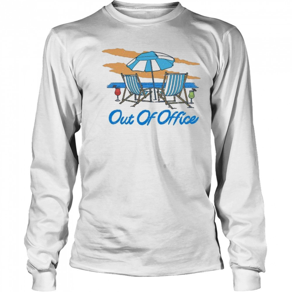 Out of Office Beach T-shirt Long Sleeved