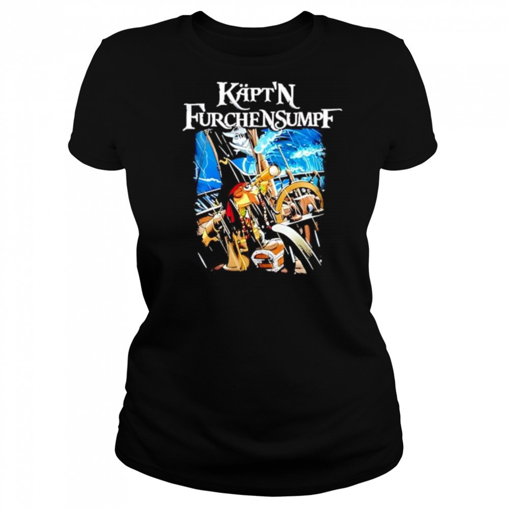 Sascha grammel kaptn furchensumpf shirt Women's T-shirt