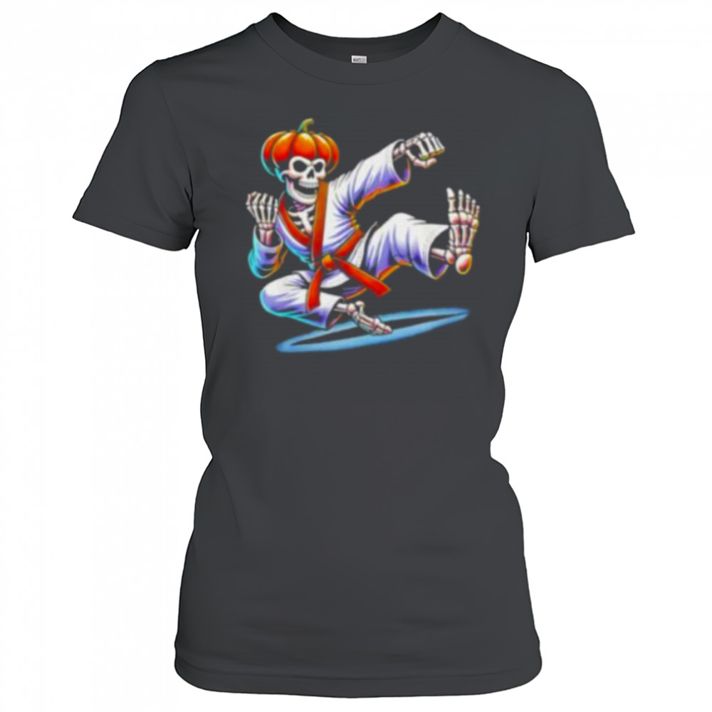 Skeleton Karate Halloween 2025 shirt Women's T-shirt