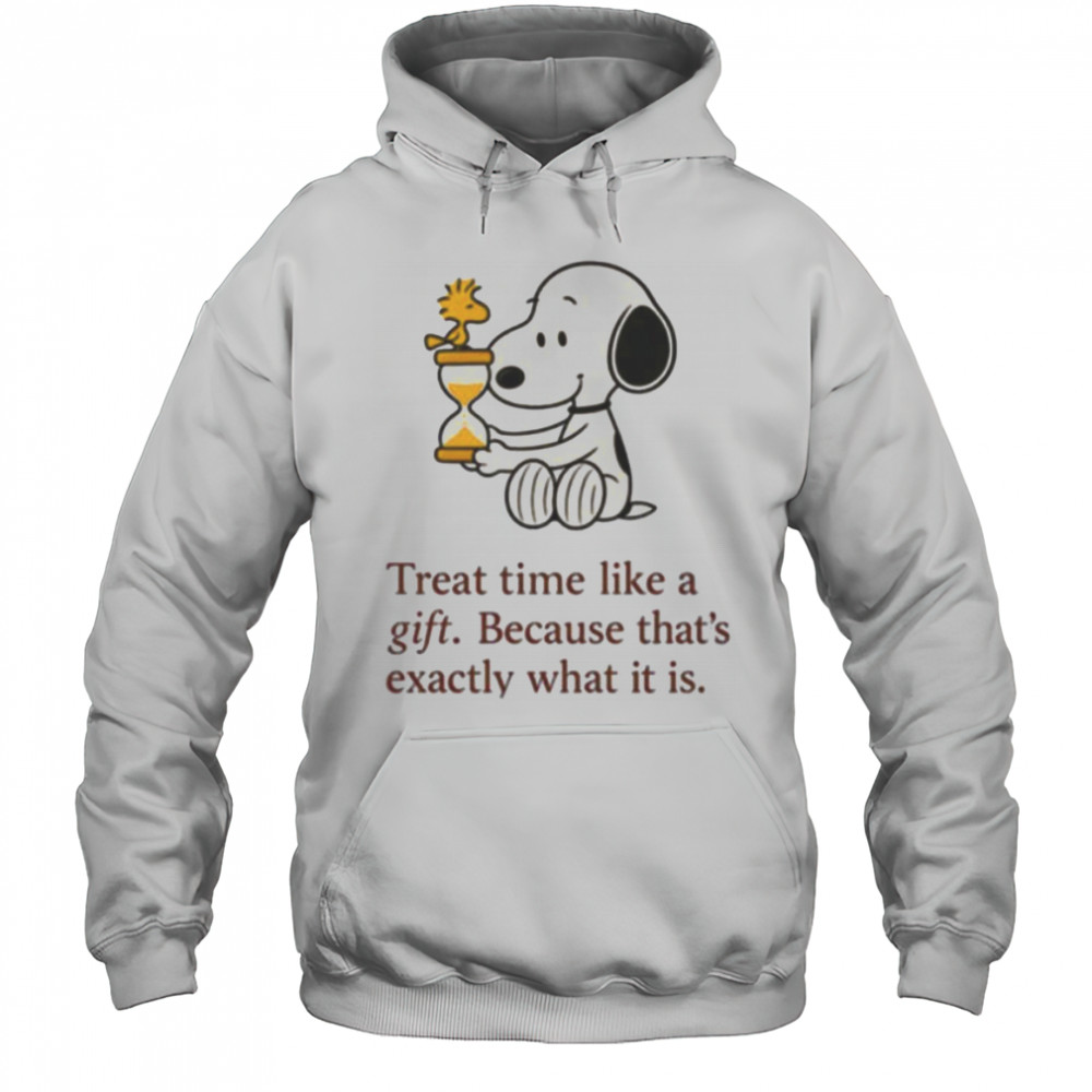 Snoopy and Woodstock treat time like a gift because that’s exactly what it is shirt Hoodie