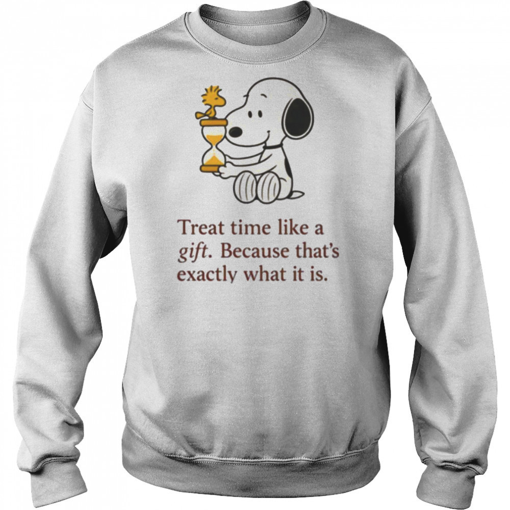 Snoopy and Woodstock treat time like a gift because that’s exactly what it is shirt Hoodie