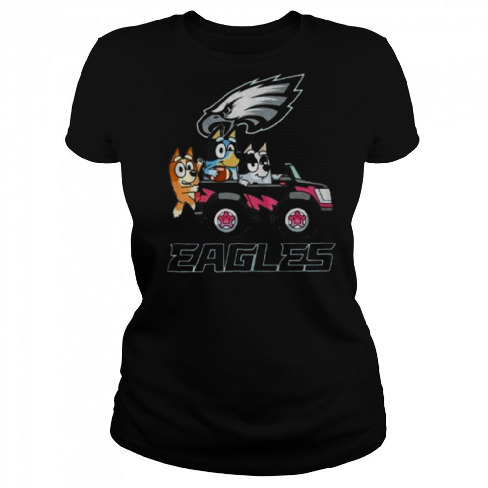 Bluey and Philadelphia Eagles driving a car funny shirt Women's T-shirt