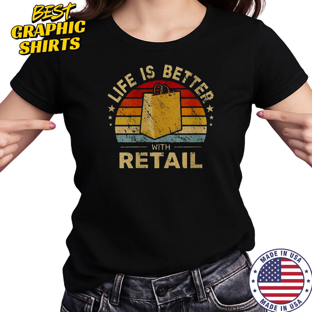 Life Is Better With Retail Bag Vintage Sunset T-Shirt Women's T-shirt