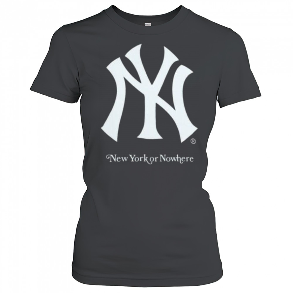 Yankees Southpaw Crewneck Shirt Women's T-shirt