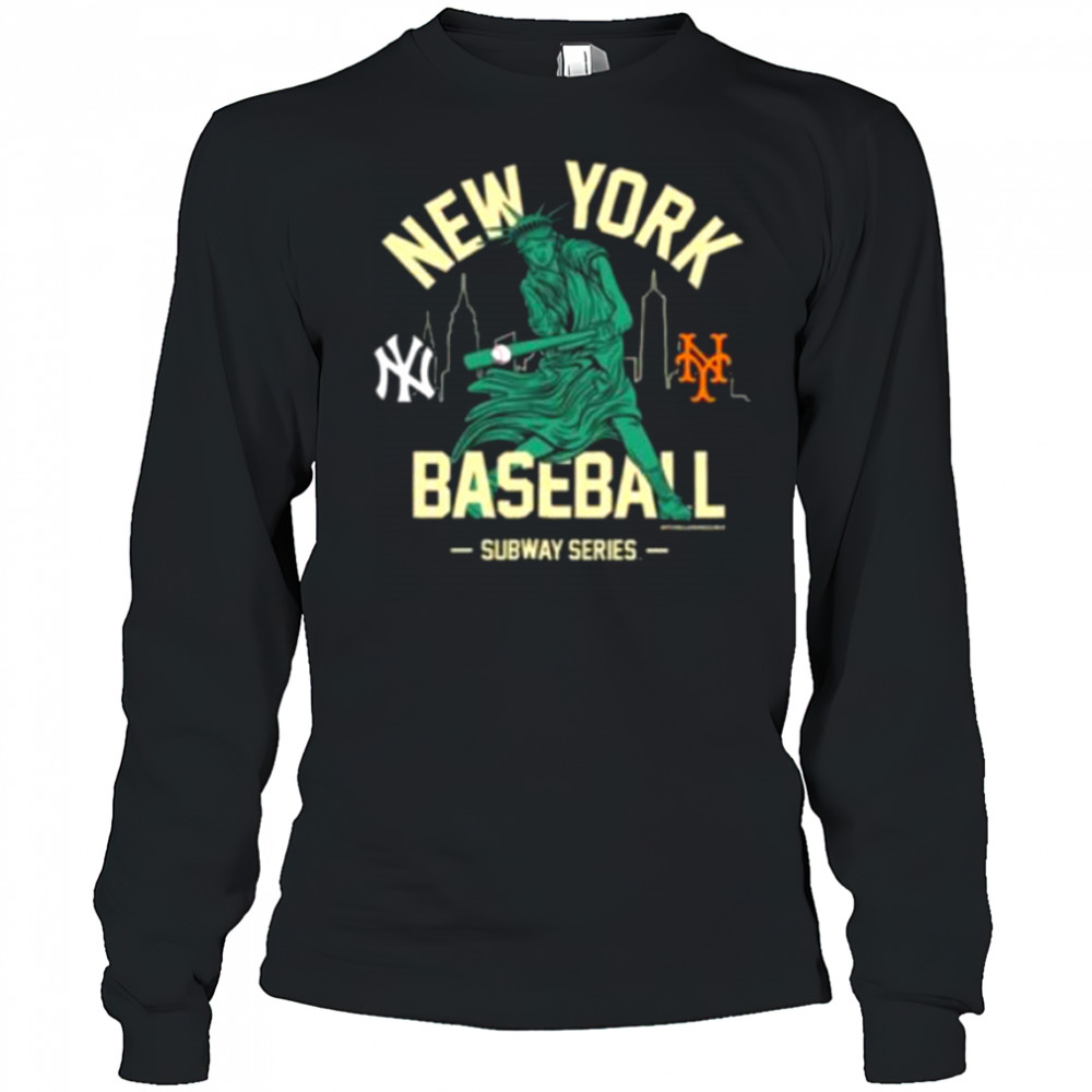 New York Yankees vs. New York Mets Mitchell & Ness Women’s Subway Series Swinging Liberty T Shirt Long Sleeved
