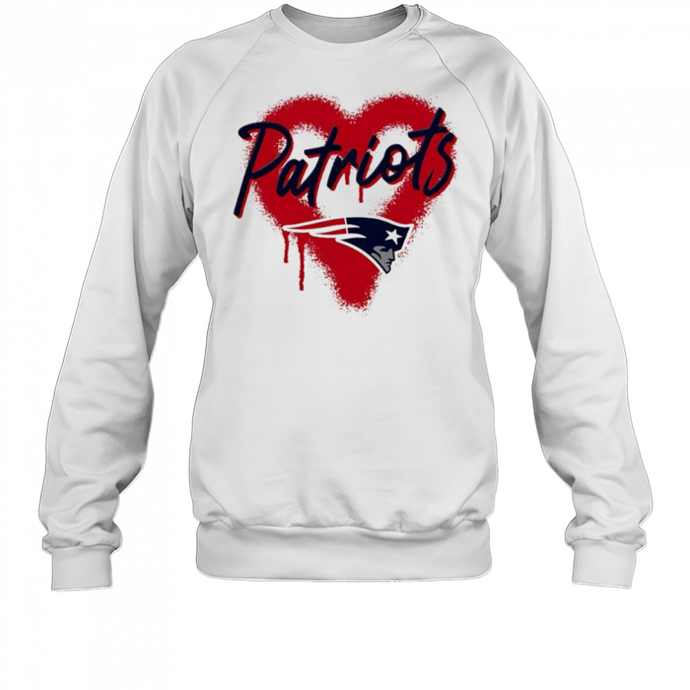 New England Patriots Natural Spray Heart Boxy paint shirt Sweatshirt