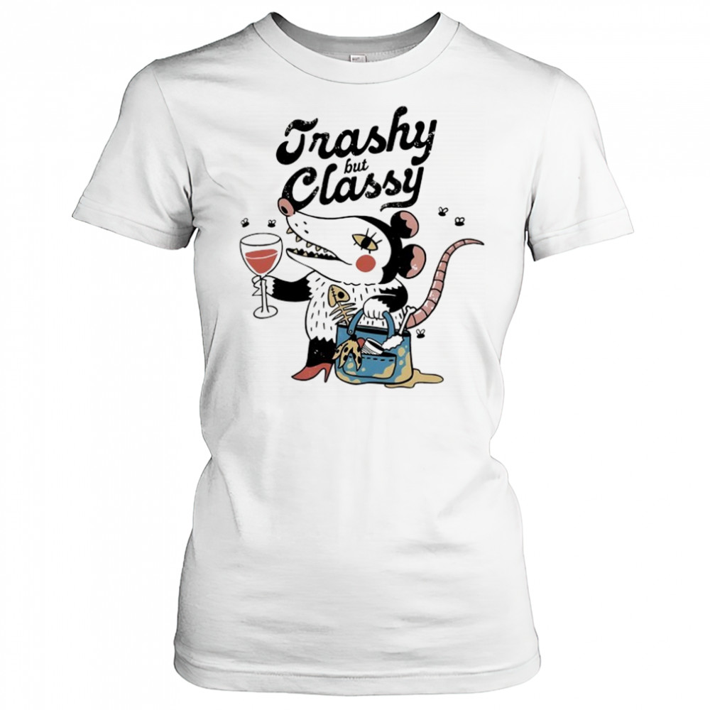 Opossum trashy but classy shirt Women's T-shirt